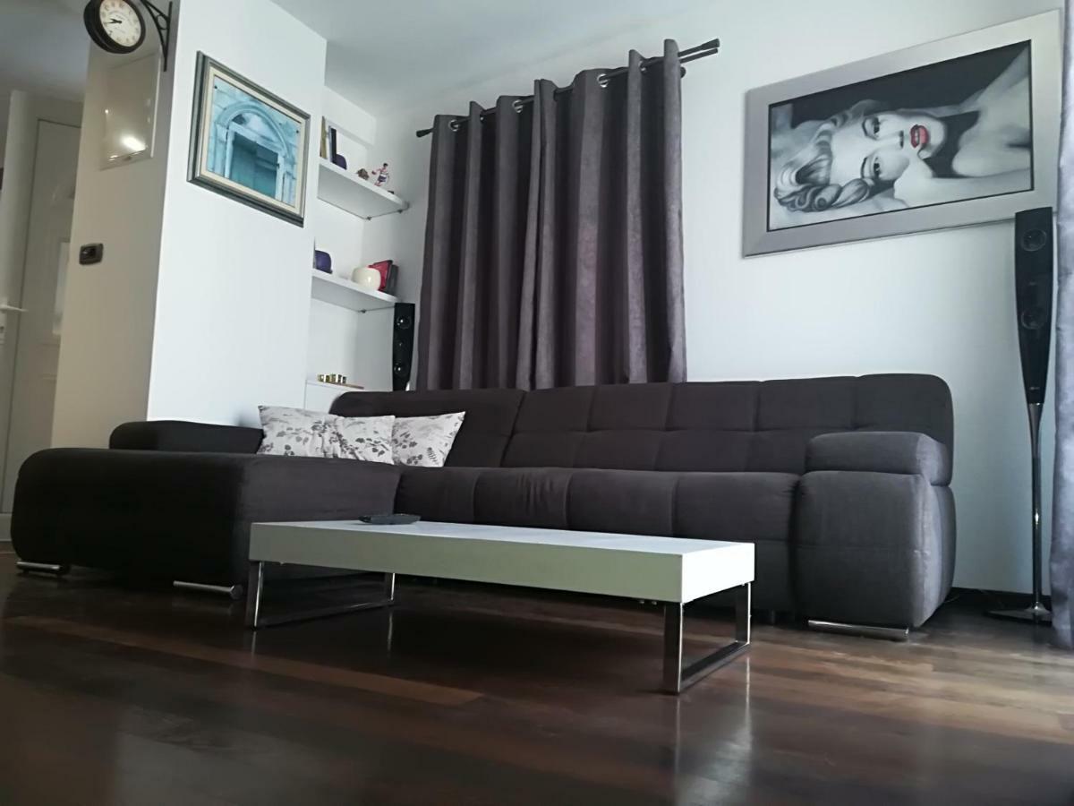 Apartman Brzovic Omiš Exterior foto