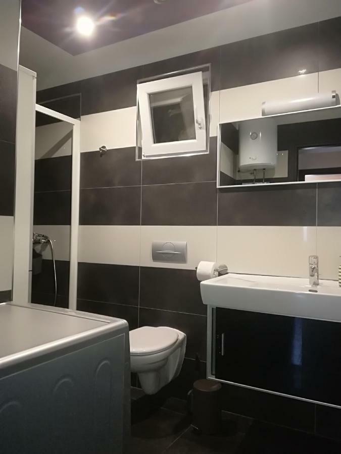 Apartman Brzovic Omiš Exterior foto